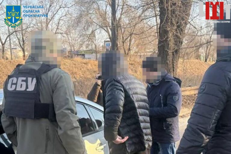 Жителя Золотоноші підозрюють у державній зраді: збирав дані про військові об’єкти