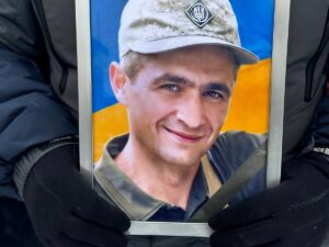 Городище провело в останню путь свого Захисника Дмитра Троценка