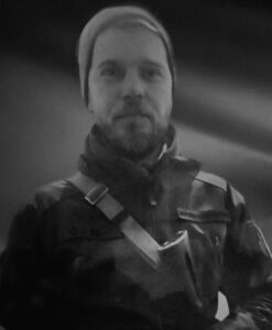 Черкаси провели в останню путь воїна Олега Слуквіна, який загинув за Україну