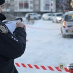 Кинув предмет, схожий на гранату: у Черкасах затримали чоловіка за напад на військових та поліцейських