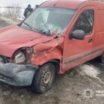 Аварія поблизу Косарів: на Смілянщині госпіталізували пасажирку після зіткнення легковика з вантажівкою