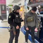 У Черкасах затримали чоловіка, який пограбував ювелірний відділ у ТРЦ
