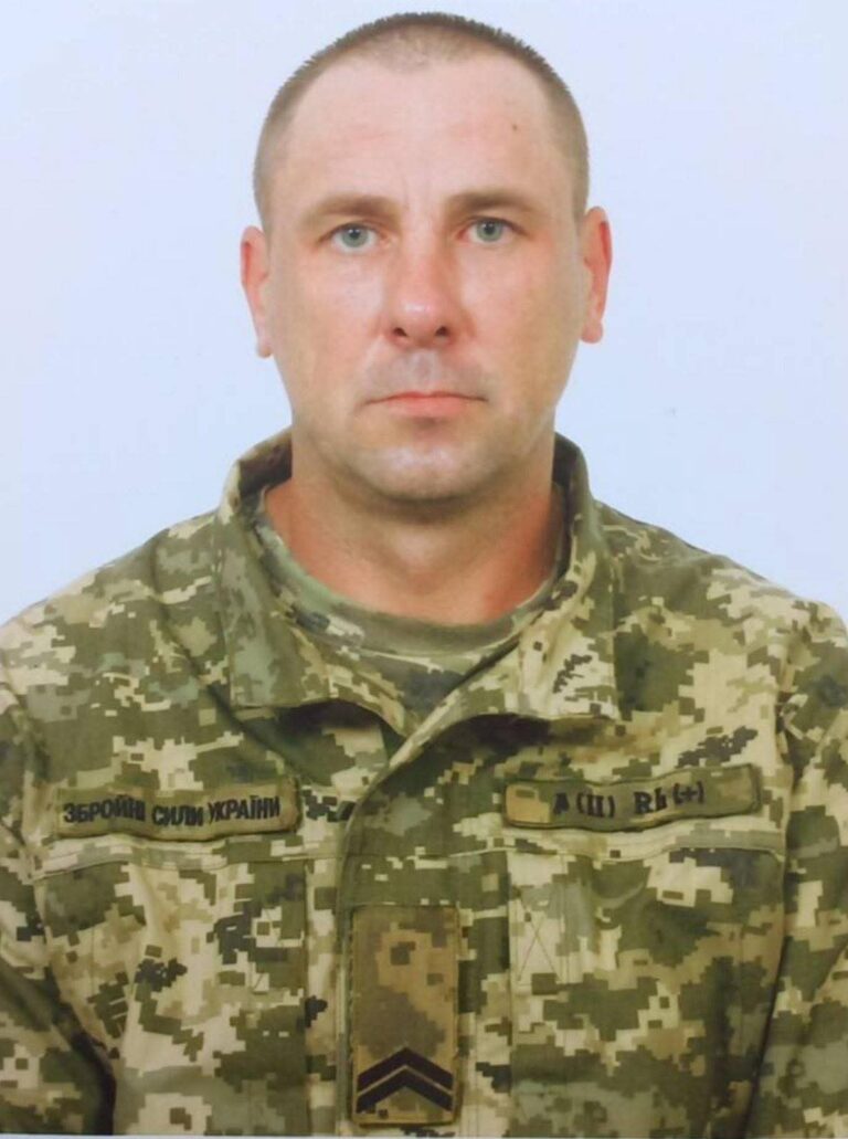 У Смілі попрощаються із захисником України Русланом Горячим