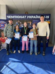 Черкаські спортсменки здобули медалі на чемпіонаті України з вільної боротьби U15