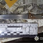 Ножовий конфлікт у Чорнобаї: поліцейські повідомили про підозру жінці у замаху на вбивство