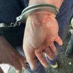 Ніж у спину під час застілля: у Черкасах затримали чоловіка, який тяжко поранив жінку