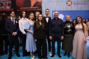 Дипломатичний бал у Черкасах: як молодь поєднала традиції, культуру і благодійність