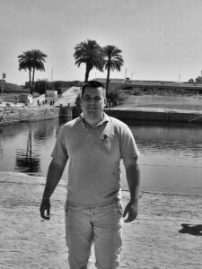 Канів прощається з Героєм: на війні загинув Михайло Слобода