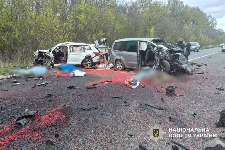 Смертельна ДТП на Звенигородщині: троє загиблих, двоє у лікарні