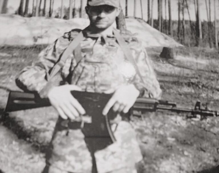 Загинув, рятуючи побратима: у Черкасах попрощалися з 30-річним Героєм Олександром Банних