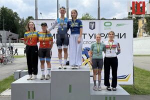 Черкаські велогонщики підкорили чемпіонат України: золото, срібло і бронза у запеклій боротьбі за національну першість