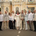 Марш Подяки у Черкасах: тисячі випускників пройшли містом, а фіналом свята став концерт MamaRika