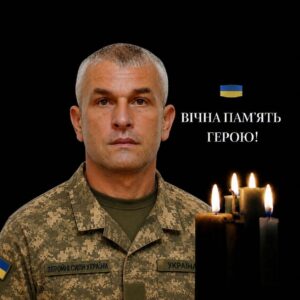 «На щиті» до рідної Сміли повернувся захисник України: місто попрощалося з Володимиром Зайченком