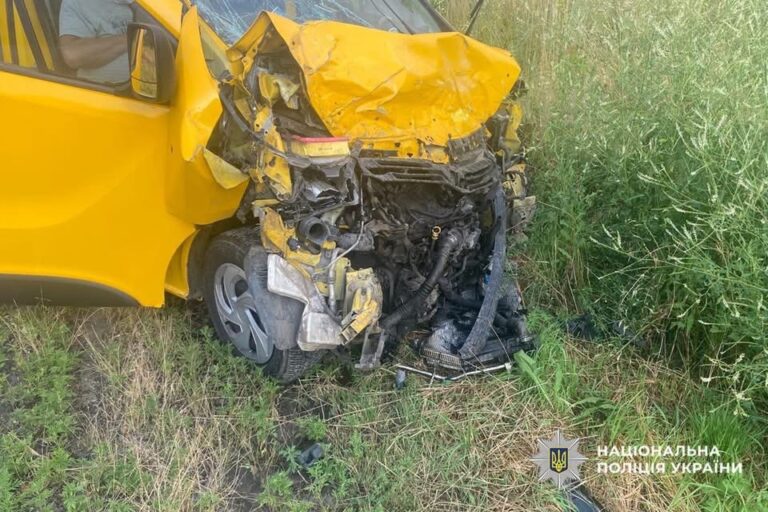 П’яний водій виїхав на зустрічну: на Черкащині у ДТП постраждали четверо людей