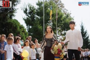 У Черкасах розпочався новий навчальний рік: за парти сіли близько 28,5 тисячі школярів