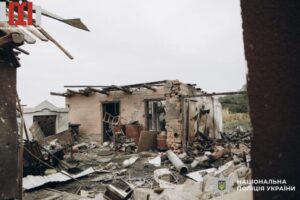 Уламки ворожого БпЛА пошкодили будинок на Черкащині: на місці працюють вибухотехніки