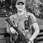 Черкаси попрощалися із захисником Олександром Комаровим, який загинув на Харківщині