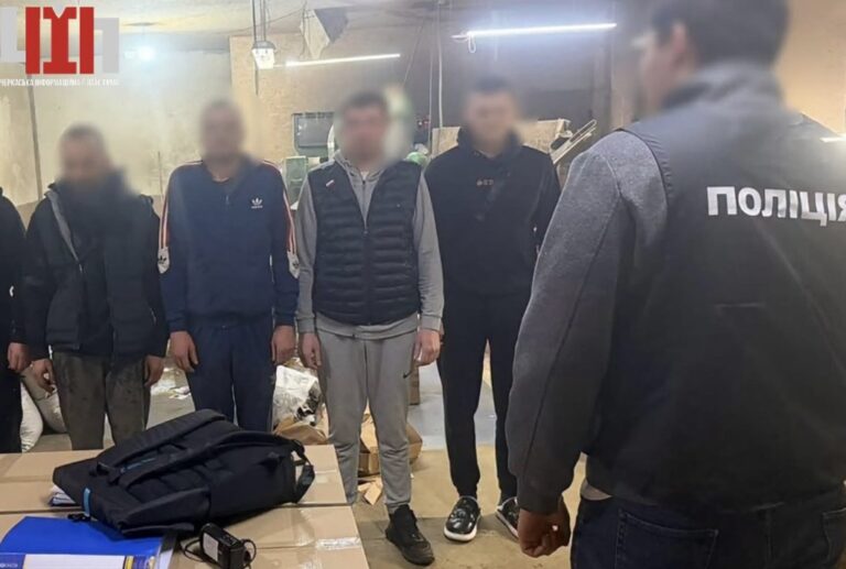 На Черкащині викрили підпільну фабрику сигарет: вилучили продукції та майна на понад 30 мільйонів гривень