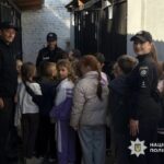 В Умані поліцейські провели для школярів урок відповідальності за тварин