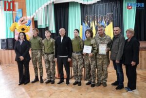 У Черкасах команді «Громовик» вручили сертифікат на 50 тисяч гривень